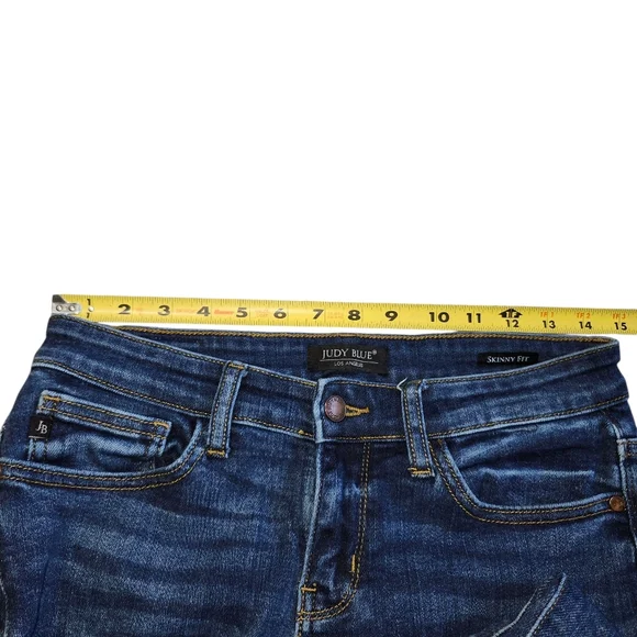 Judy Blue Skinny Fit Jeans - Picture 5 of 7